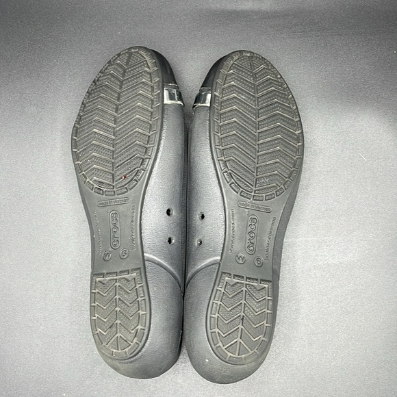 Crocs Sz 6W Cap Toe Black  Ballet Flats - Picture 3 of 8
